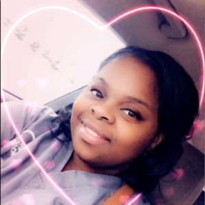 Meet your Posher, Tara